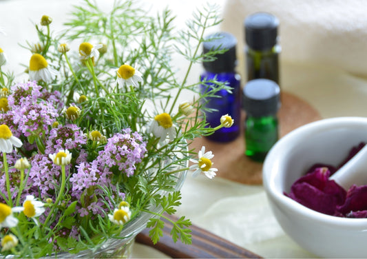 妊娠中に安心して使える精油＆避けたい精油